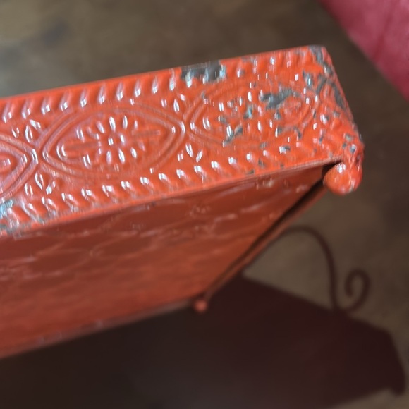 Red Metal Display Tray/Riser - Picture 7 of 8